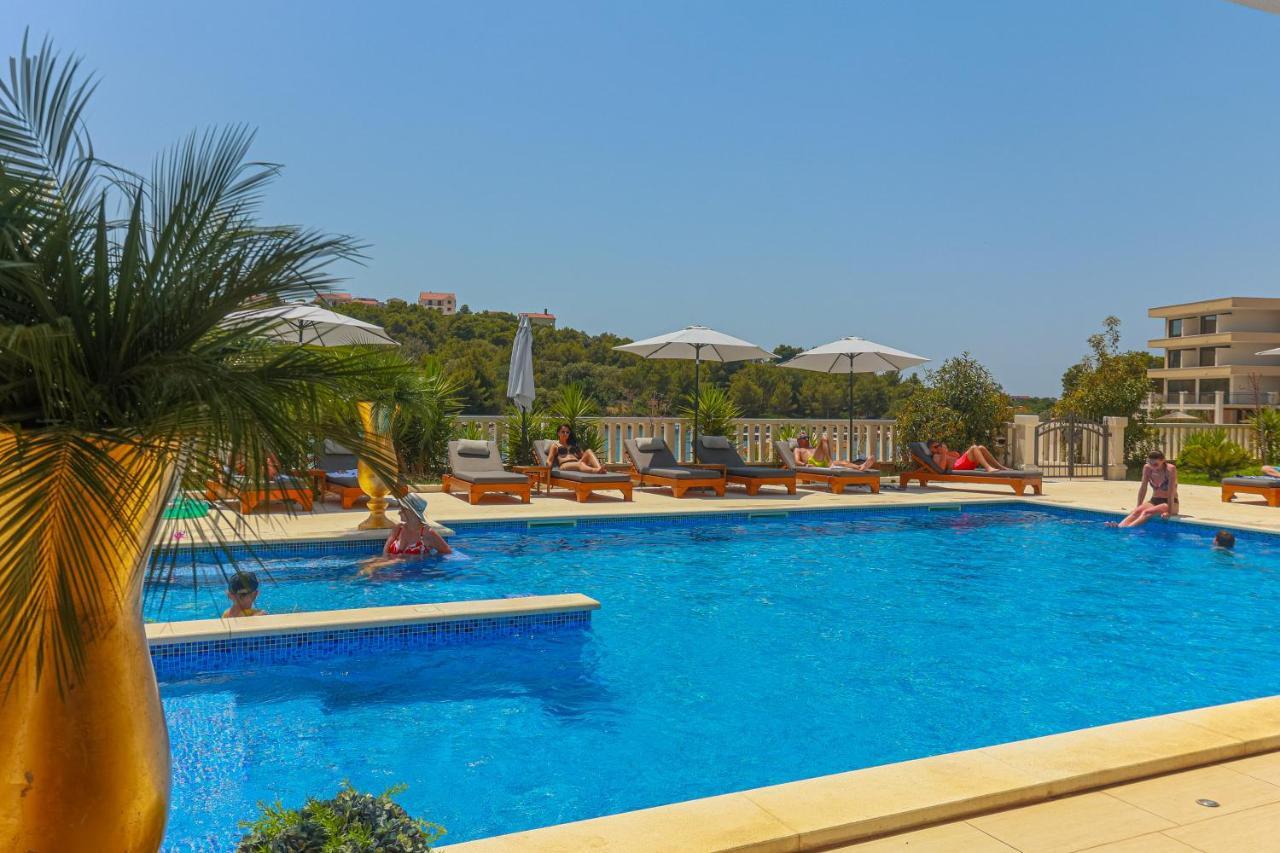 Perla Resort Rogoznica  Esterno foto